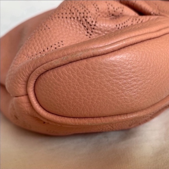 Louis Vuitton Mahina Selene PM Rose - Picture 5 of 14